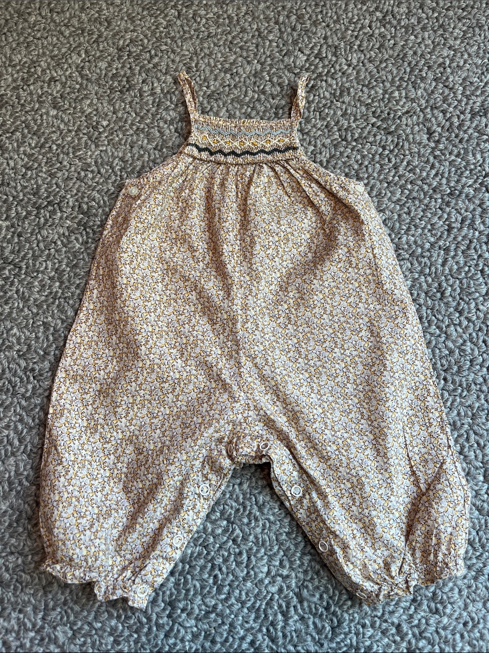 Bonpoint Girls' Floral Smocked Romper in Cream and Yellow